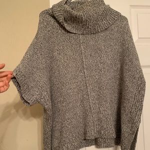 Women’s oversized gray sweater from express